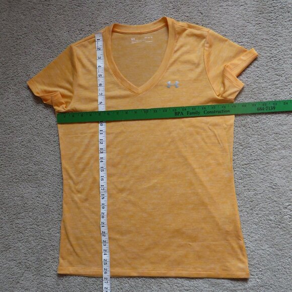 NEW Under Amour Tech™ Twist Women Loose Tshirt Size M Orange V-Neck Short Sleeve - Picture 5 of 8